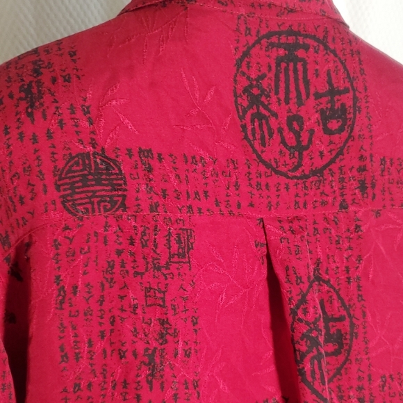 NWT Chico's Design Long Sleeve Shirt Size 2 100%Silk Collared Red Button-Up - Picture 7 of 13